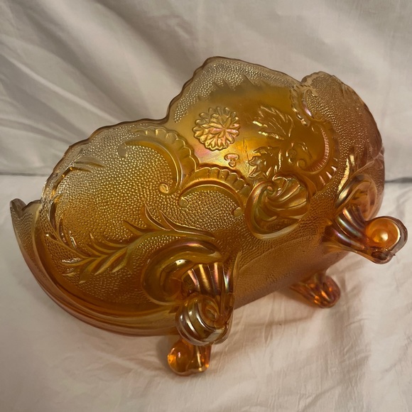 VTG. MARIGOLD CARNIVAL "JEANNETTE " IRIDESCENT 4 FOOTED FRUIT BOWL - Picture 6 of 10